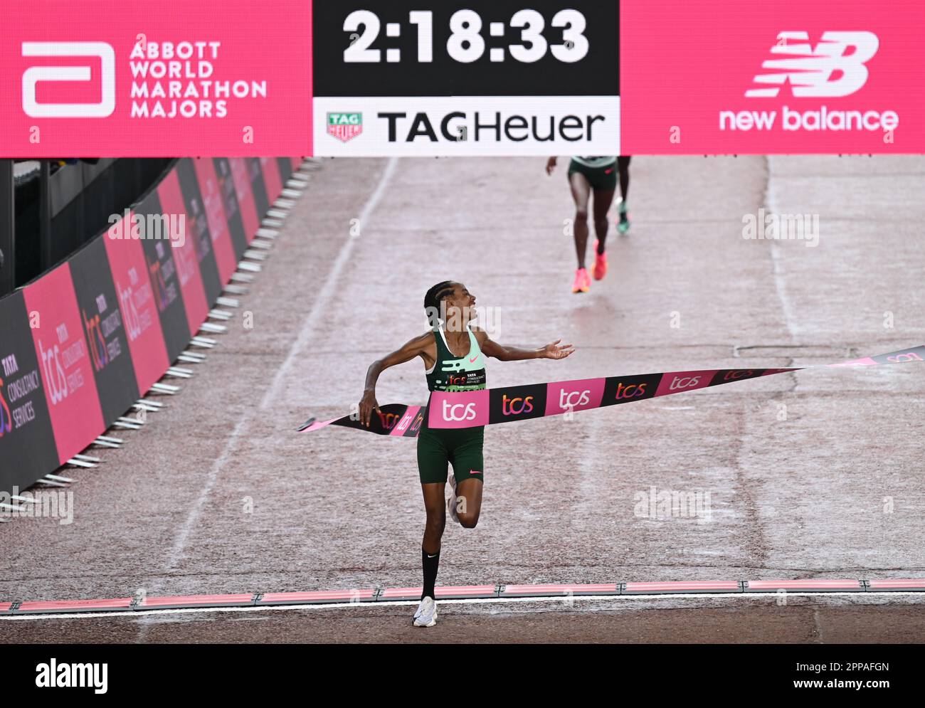 london marathon 2023 hassan 0049