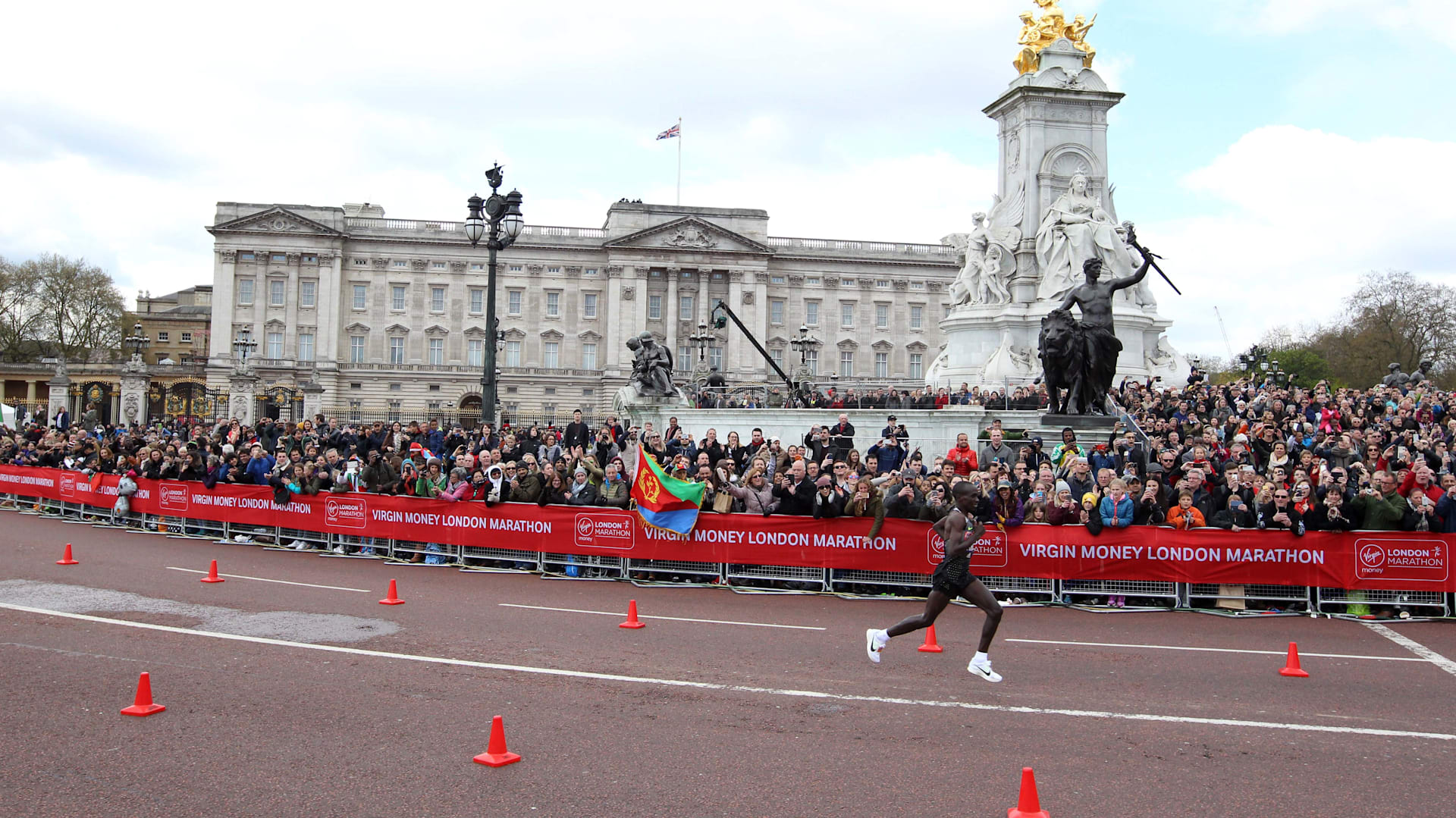 london marathon photos 2023 0023
