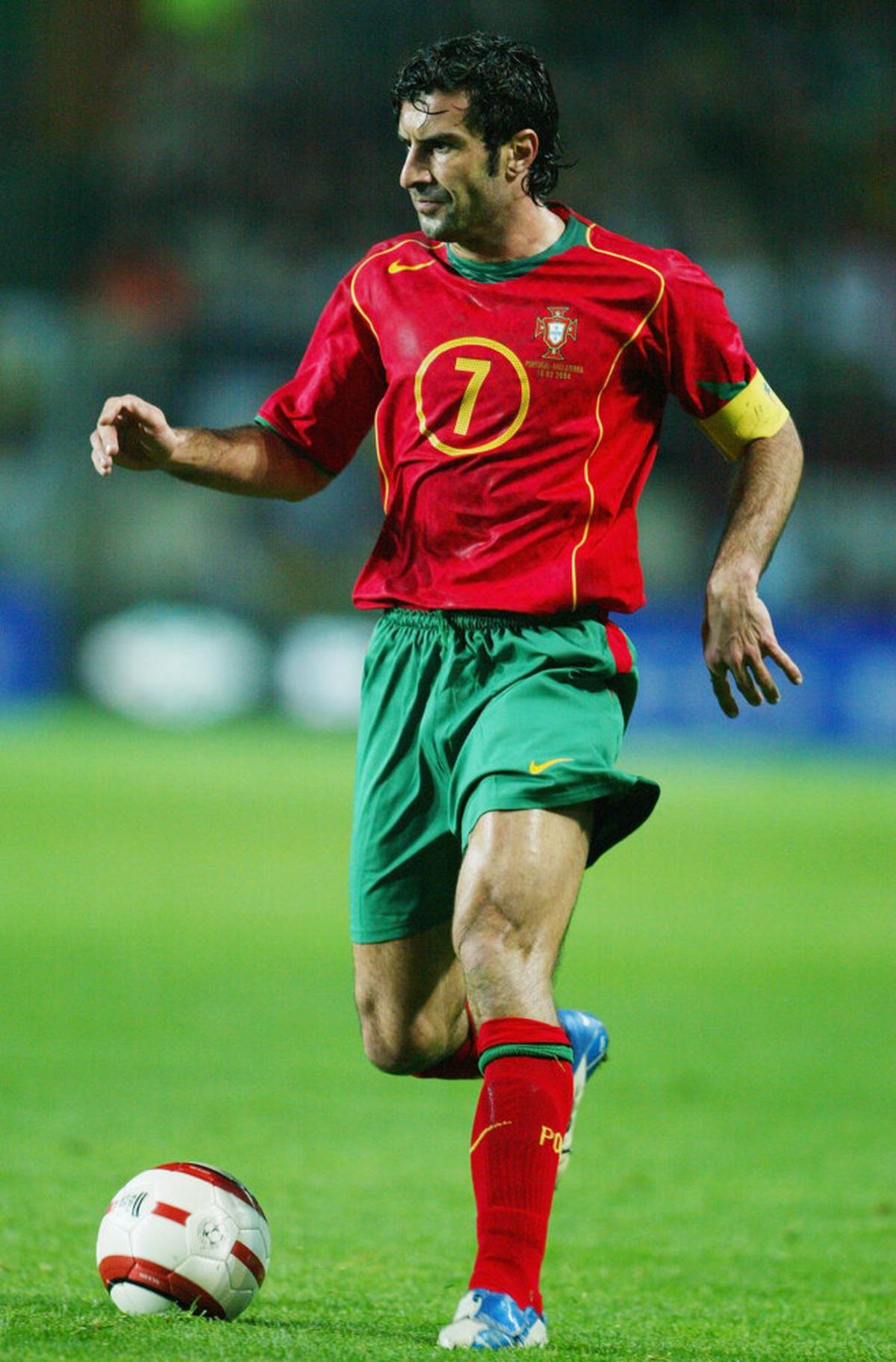 Luis Figo unforgettable moments.