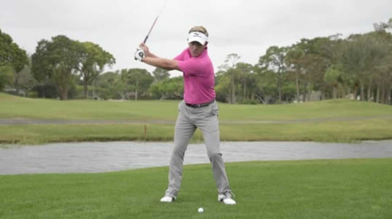 luke donald golf swing comparison.