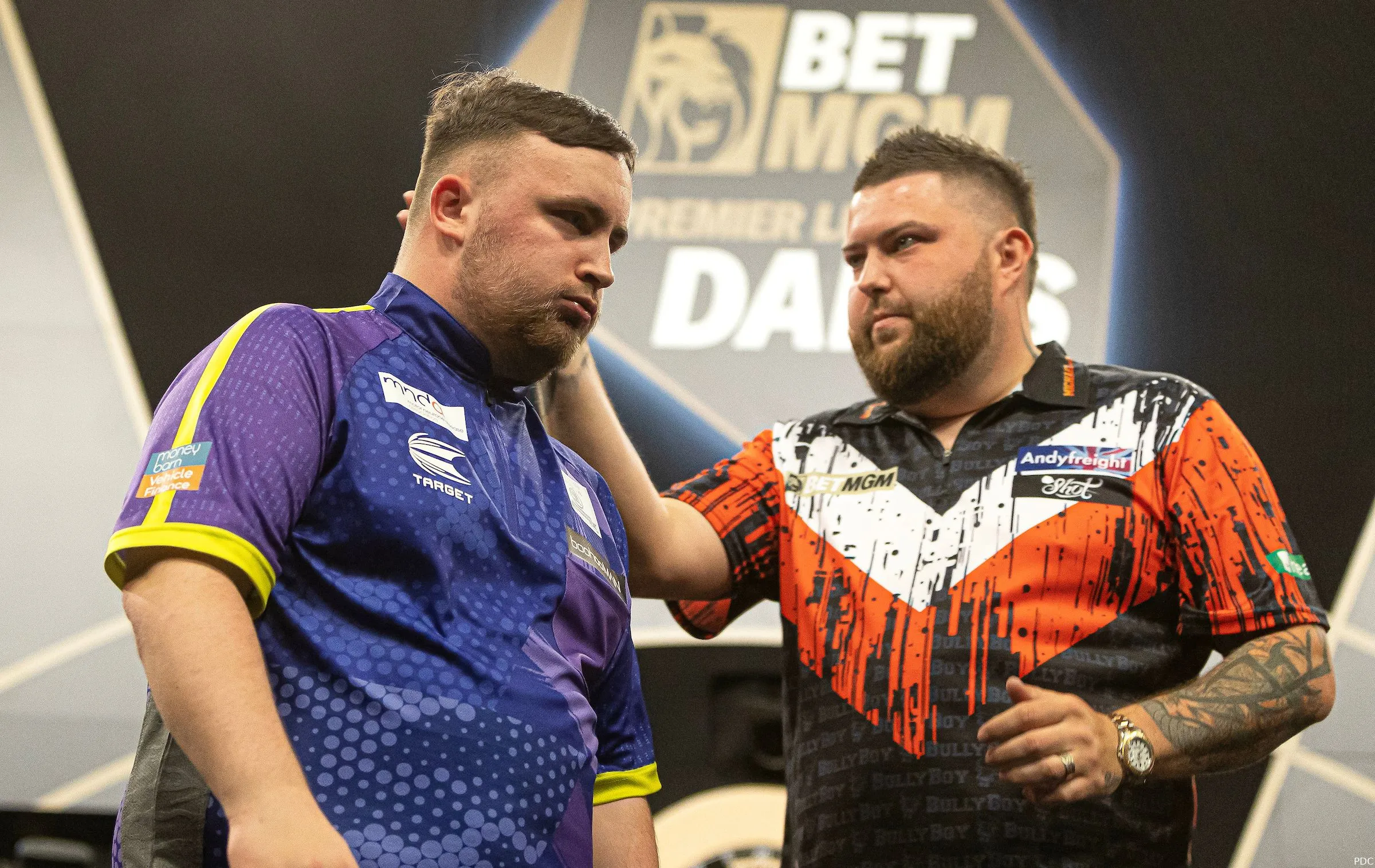 luke littler vs rob cross 0014