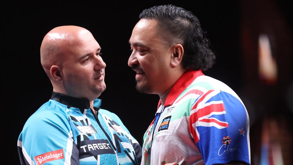 luke littler vs rob cross 0024