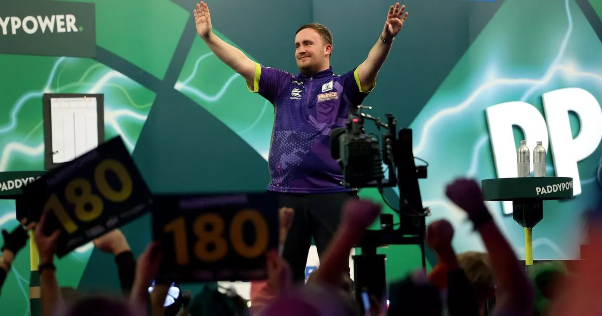 luke littler vs rob cross 0033