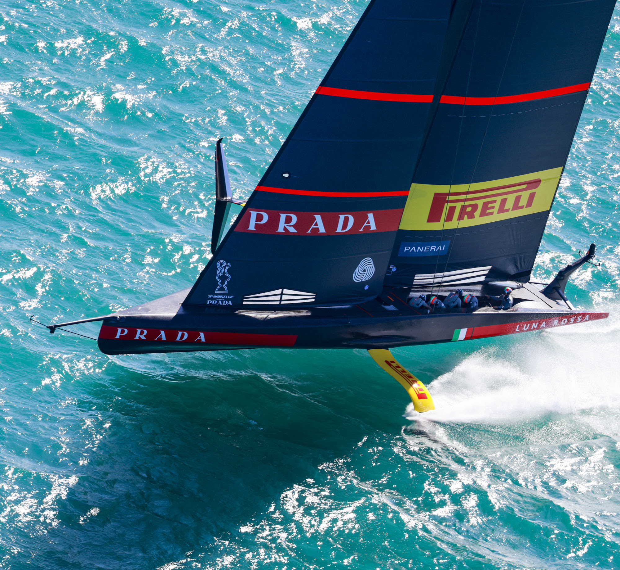 luna rossa prada pirelli team 0042
