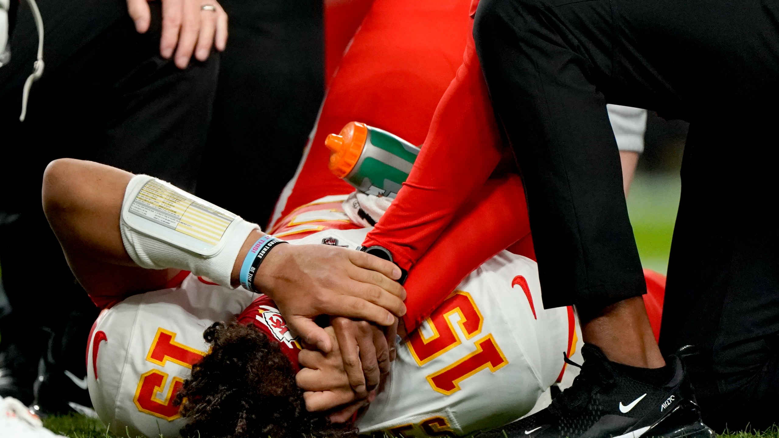 mahomes broncos 0049