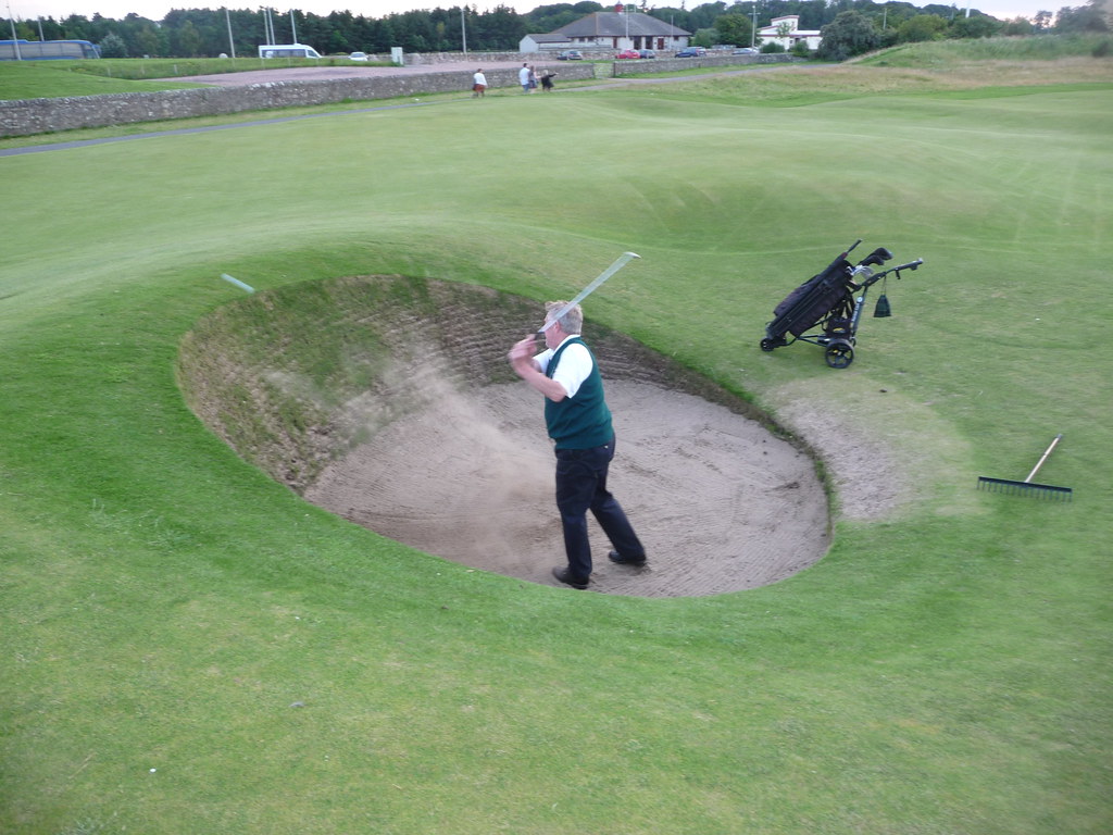 managing road hole bunkers