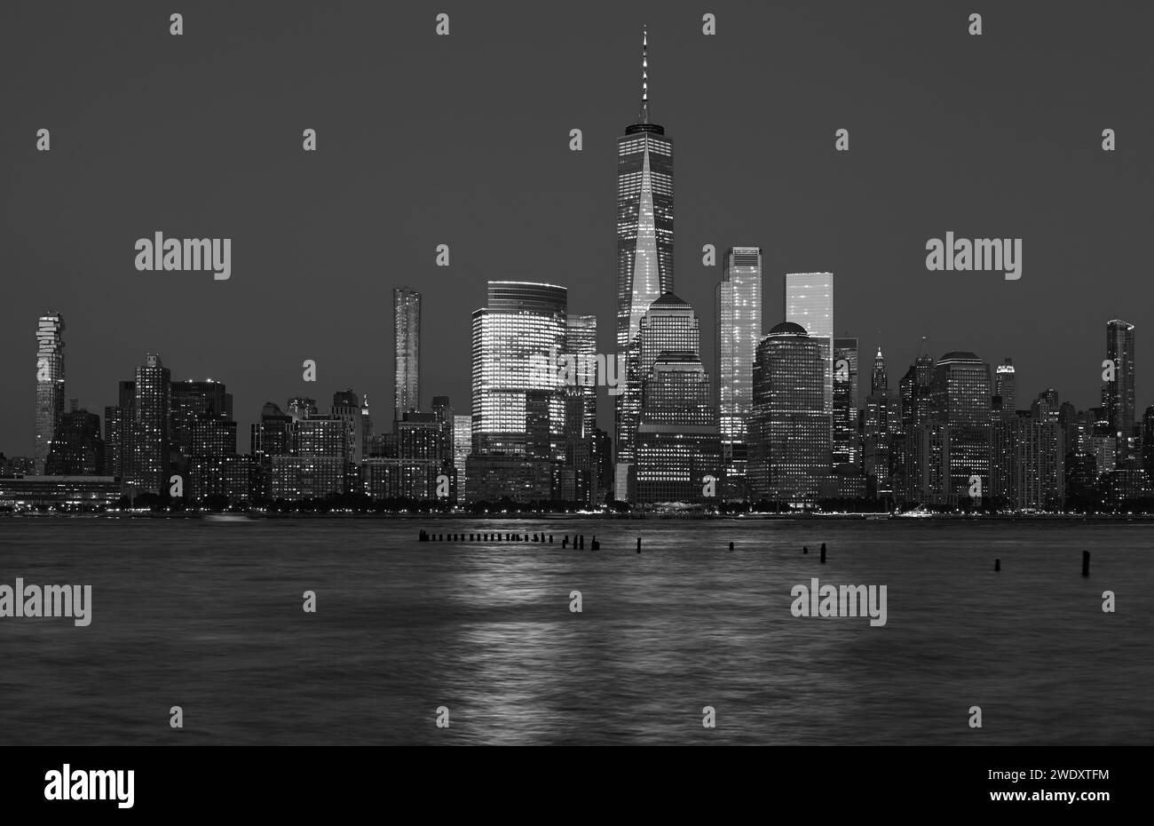 manhattan skyline night 0035