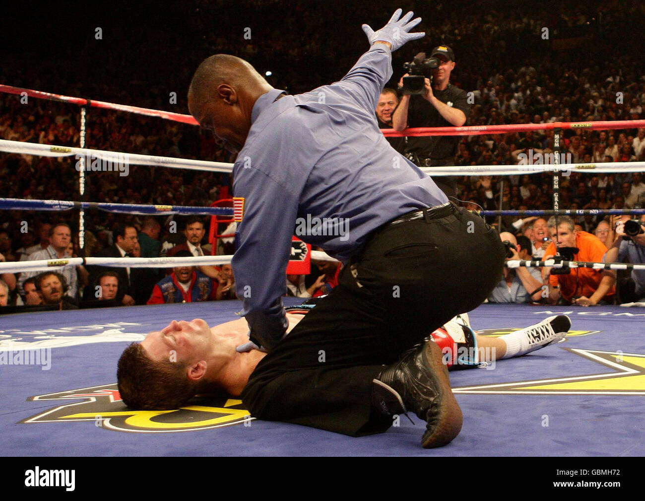 manny pacquiao knocked out 0034