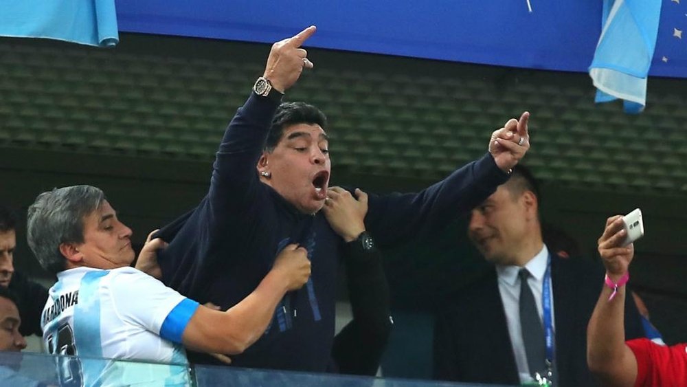 maradona celebration 0009