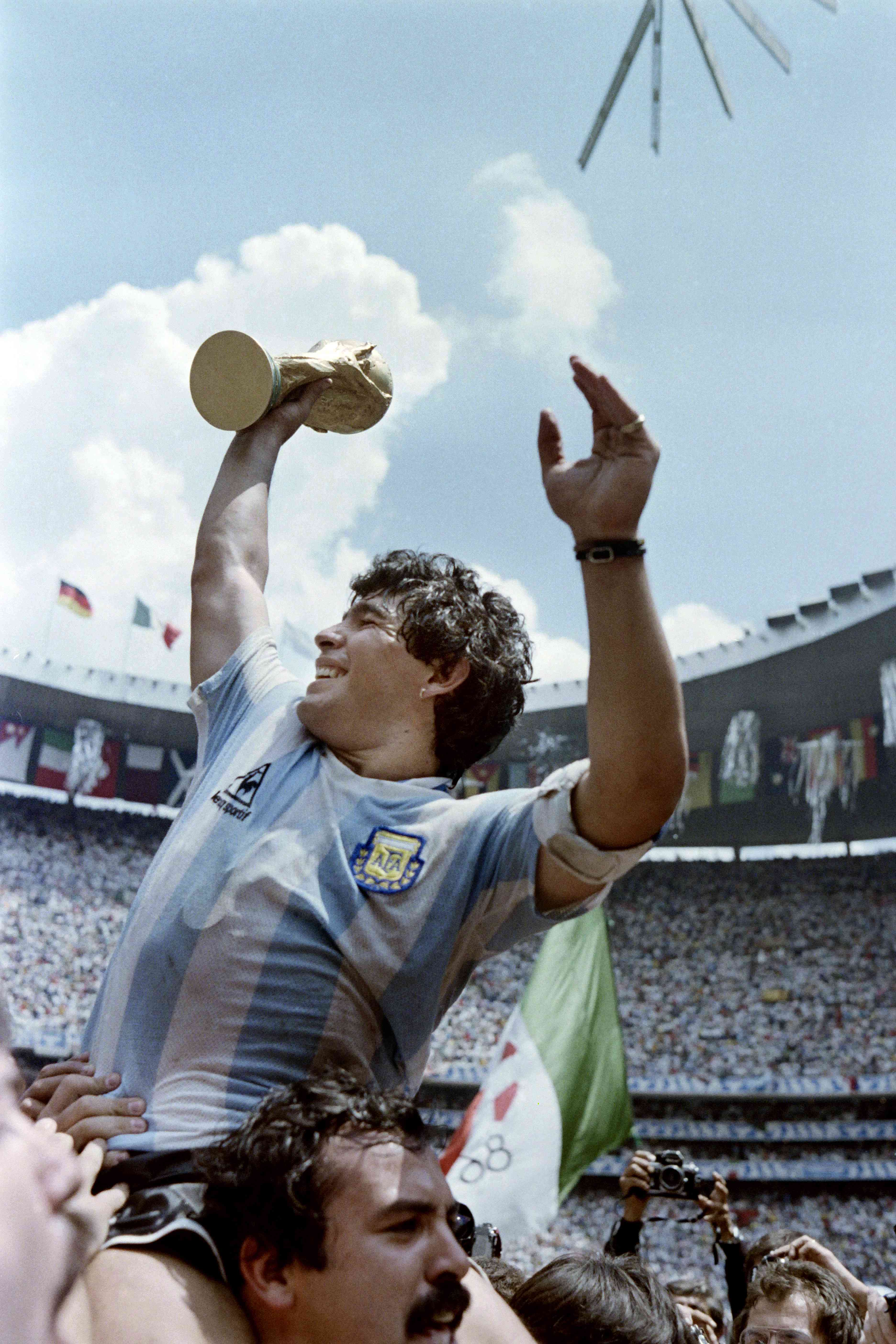 maradona celebration 0031