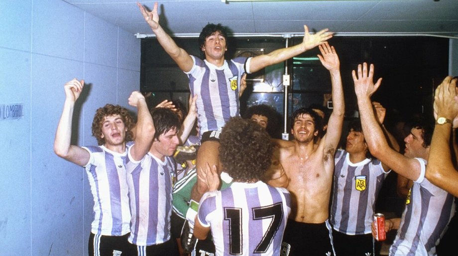 maradona celebration 0043