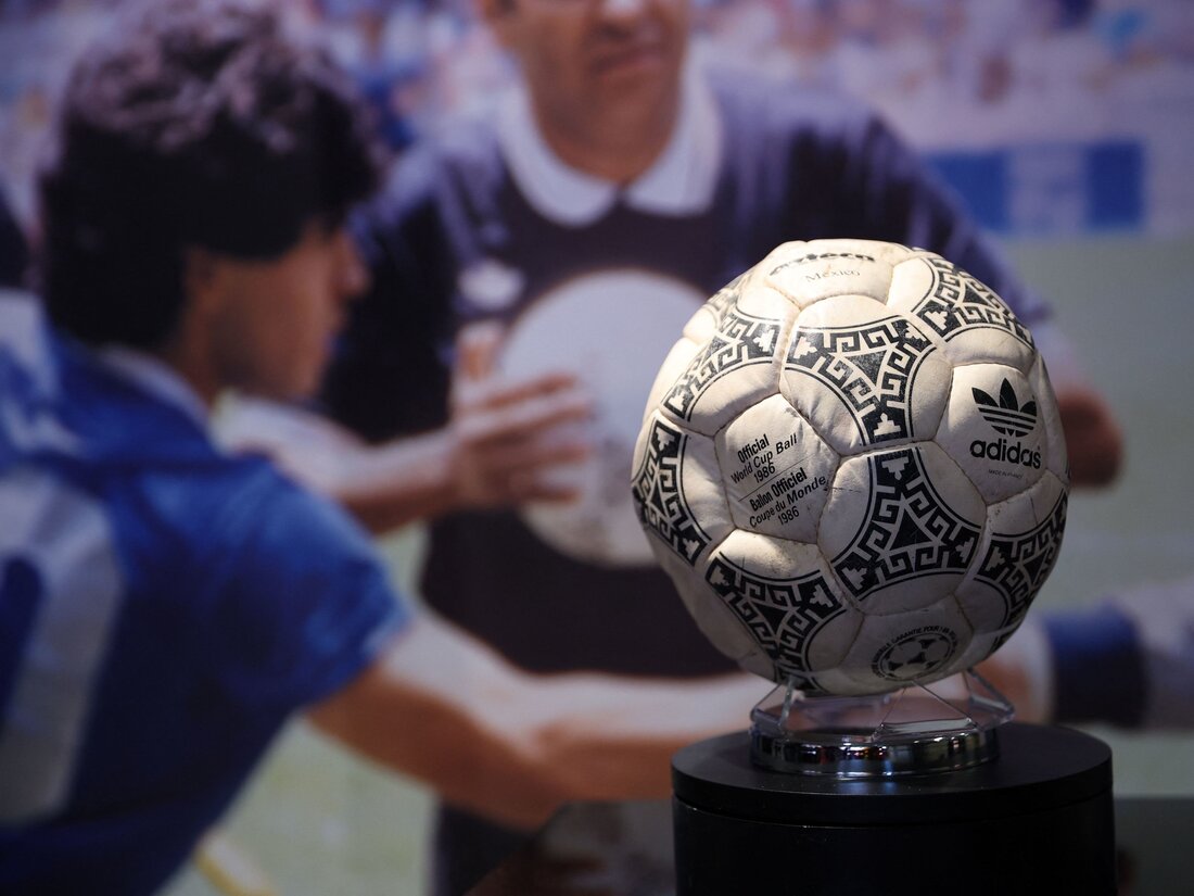 maradona hand of god wallpaper 0057