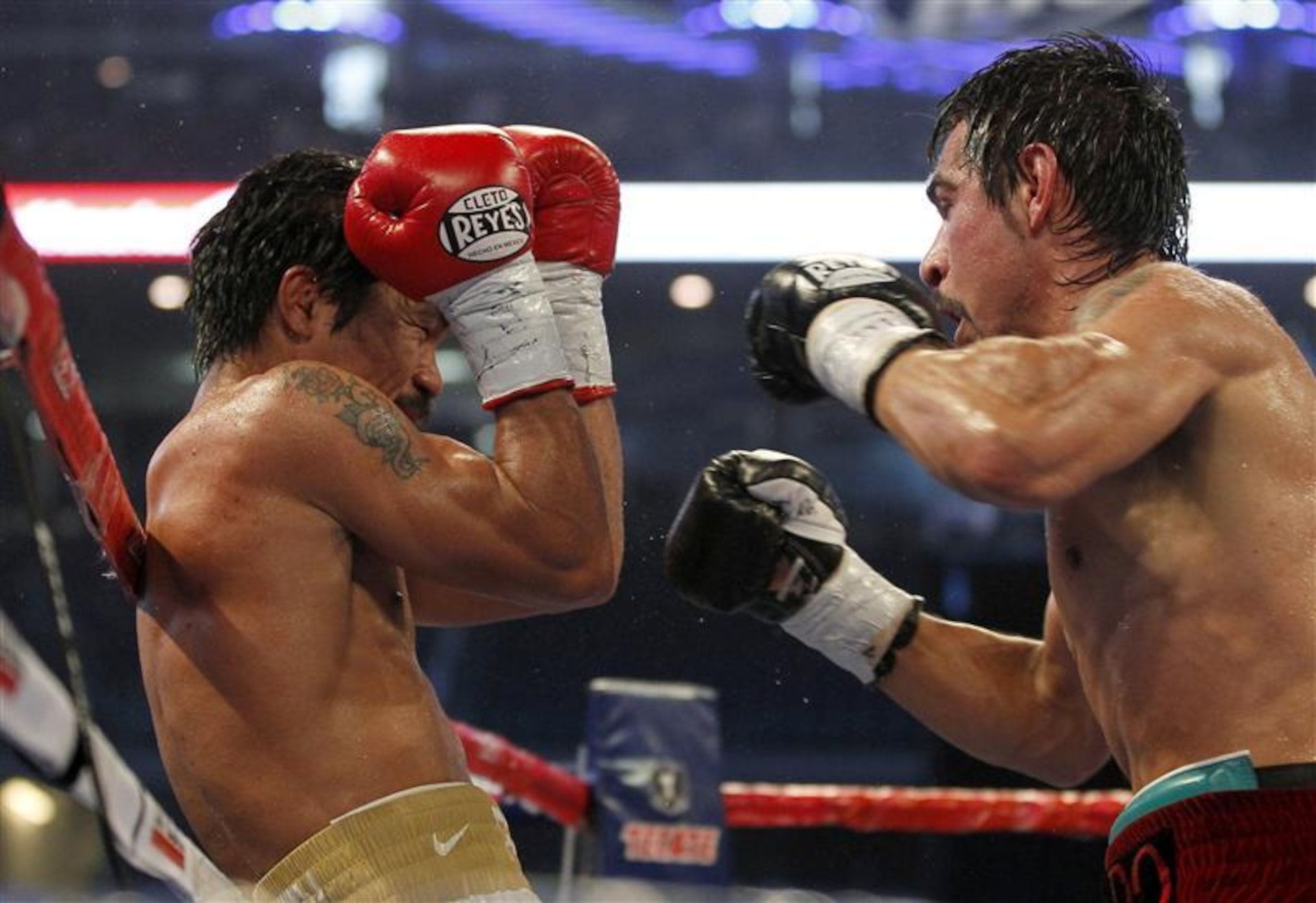 margarito vs pacquiao face 0023