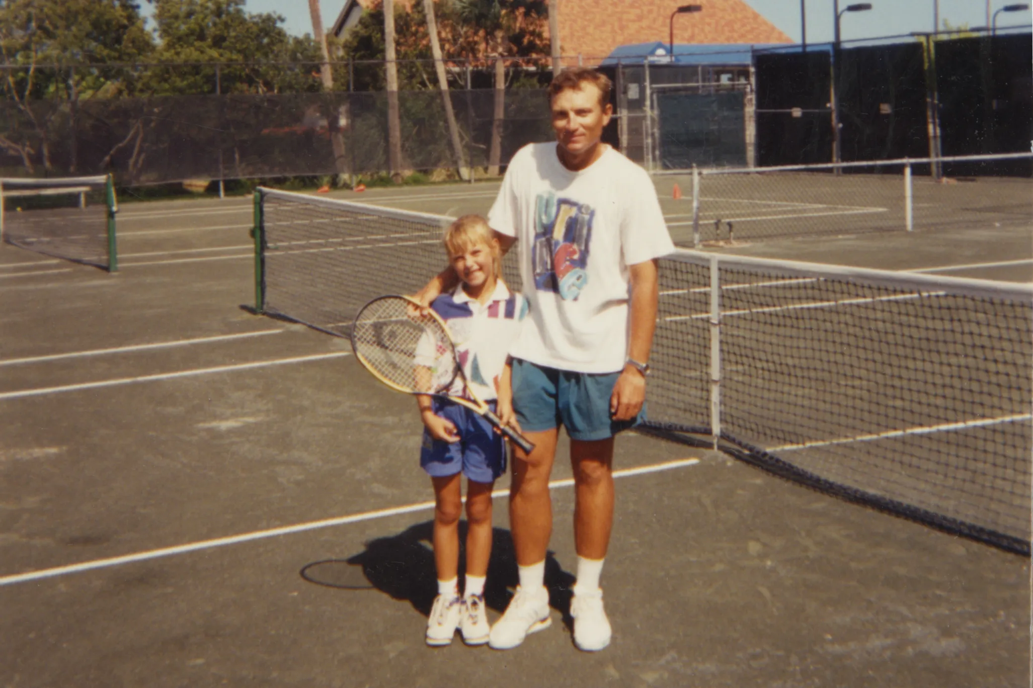 maria sharapova upbringing