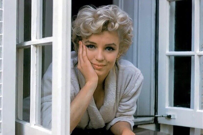 Marilyn Monroe art prints