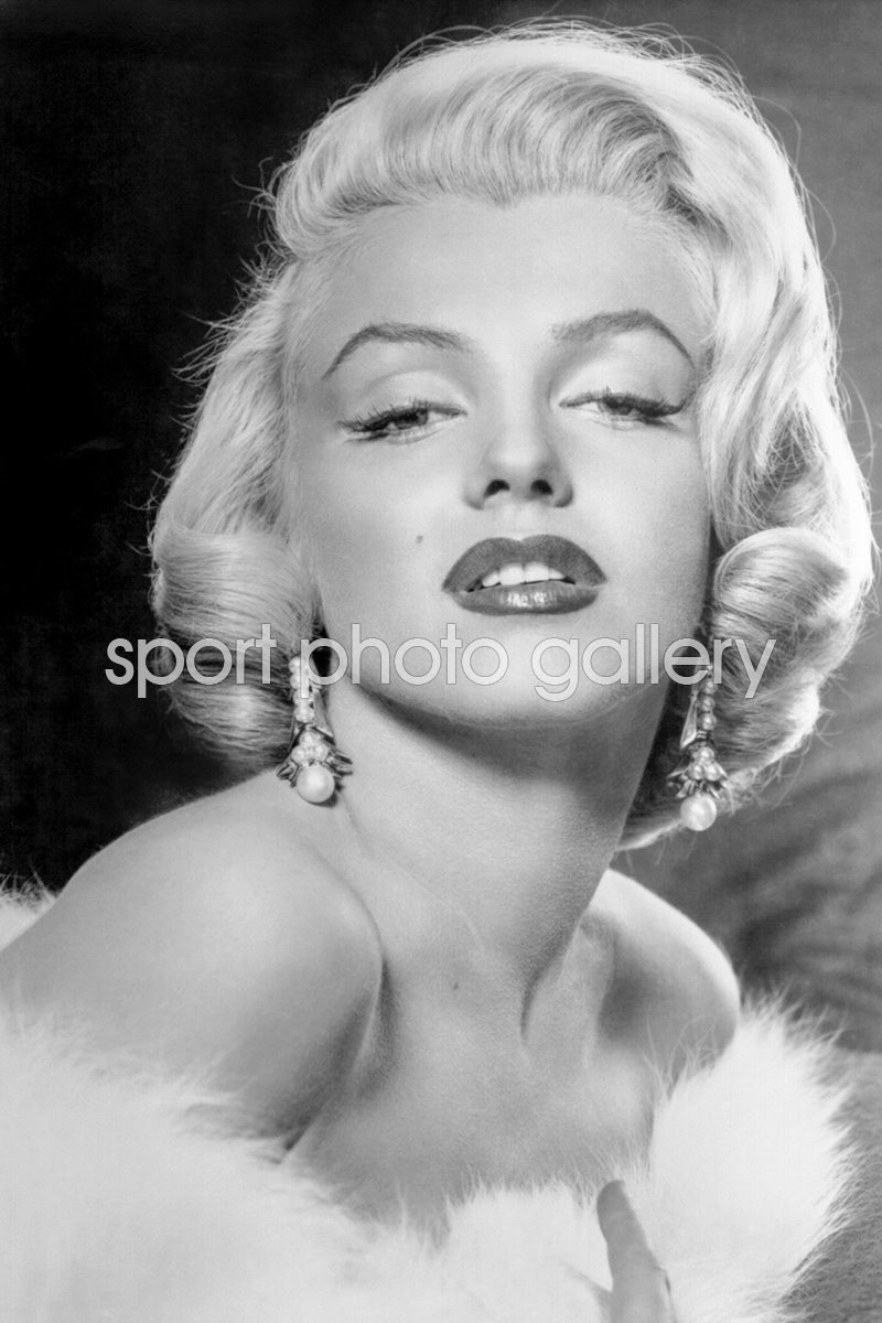 marilyn monroe black and white dress 0023
