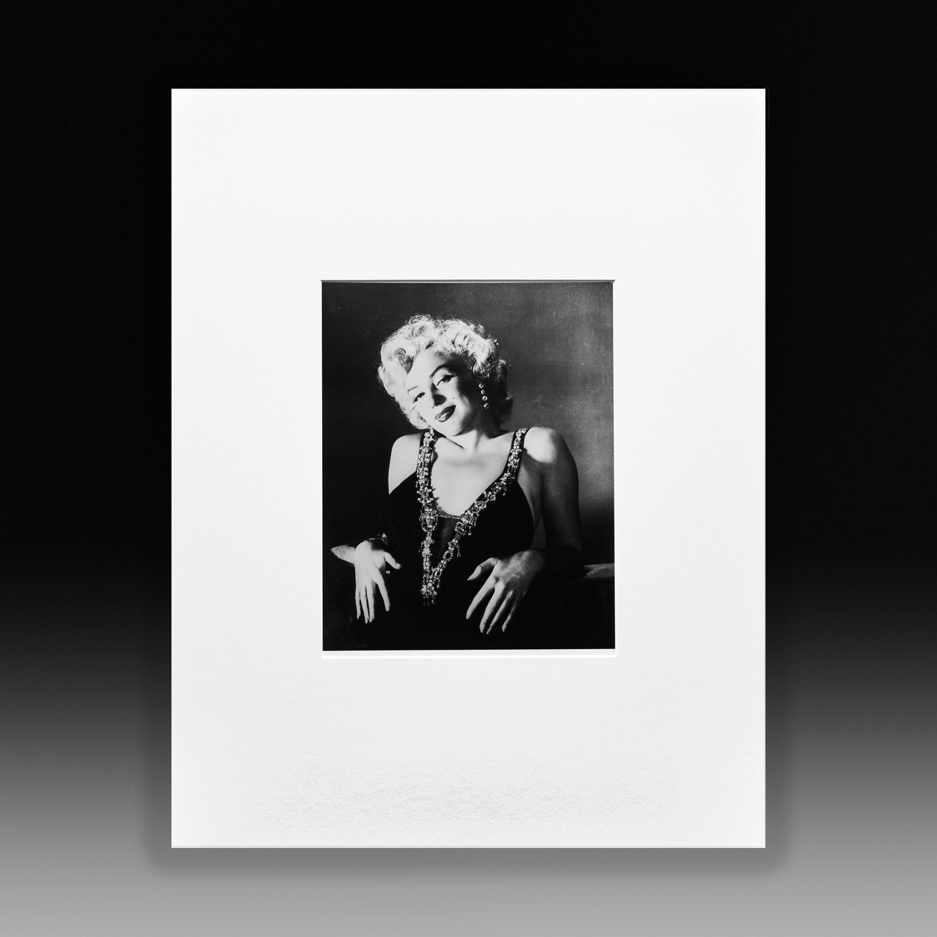 marilyn monroe black and white dress 0028