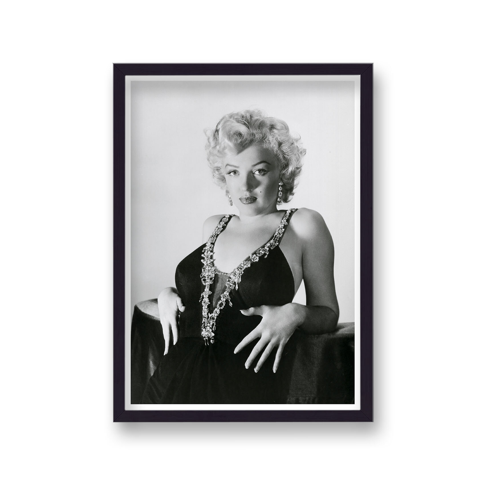 marilyn monroe hands 0021
