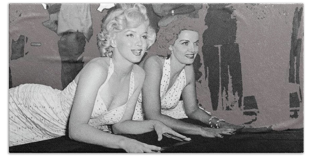 marilyn monroe hands 0025