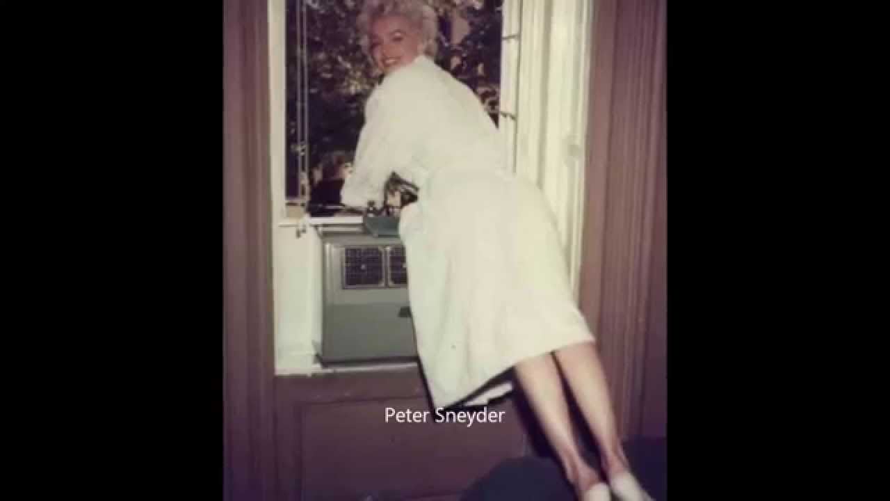marilyn monroe window 0009