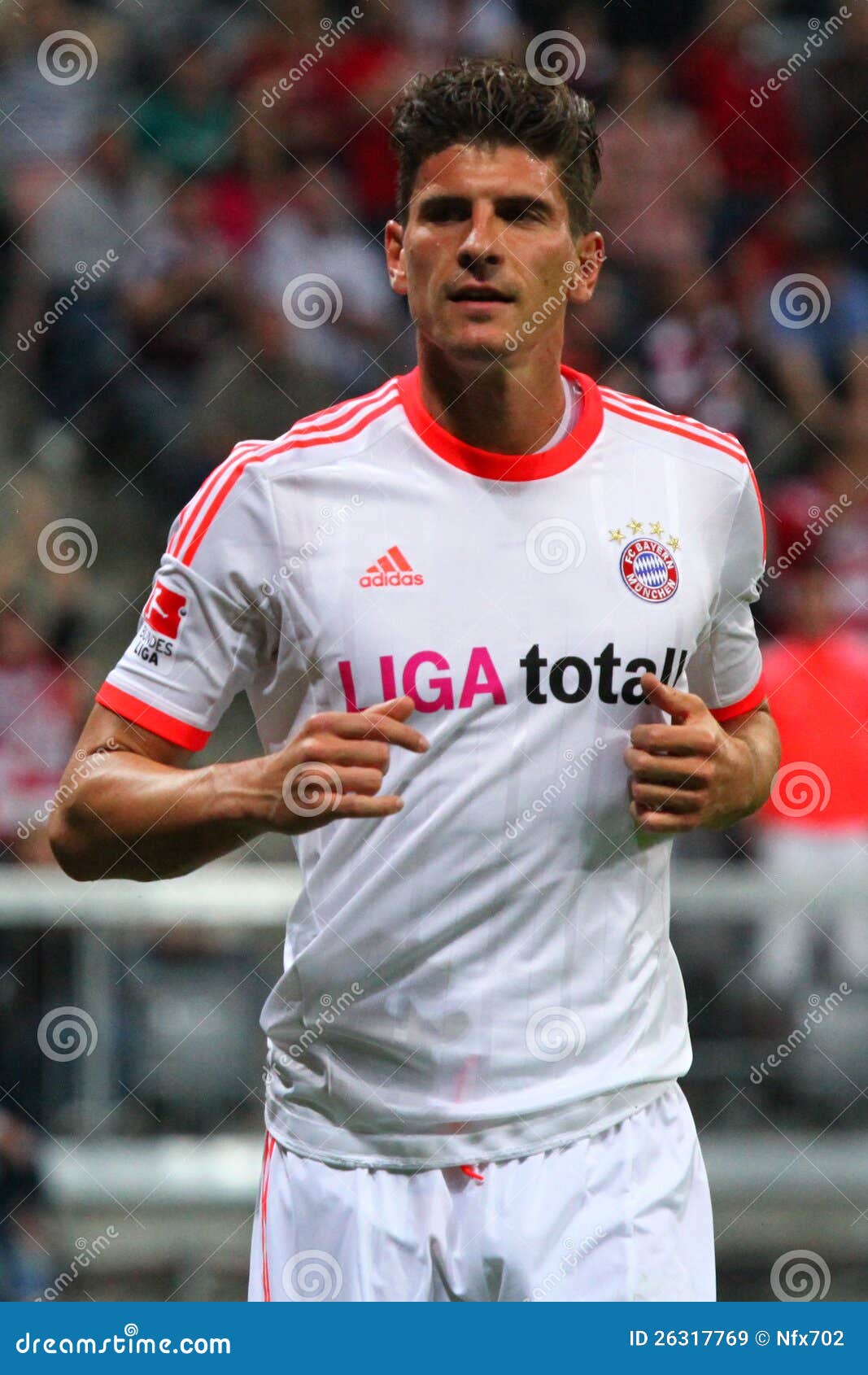 mario gomez number 0014