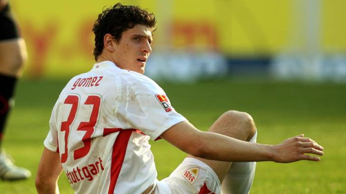 mario gomez number 0019