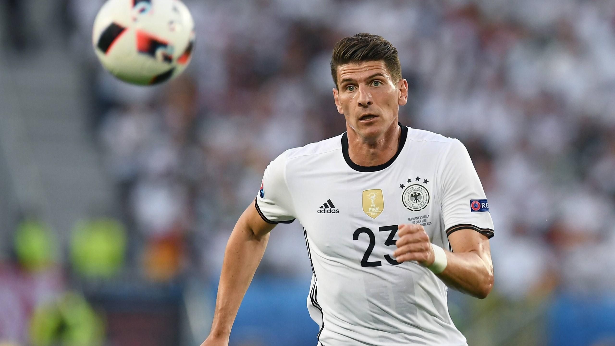 mario gomez number 0026