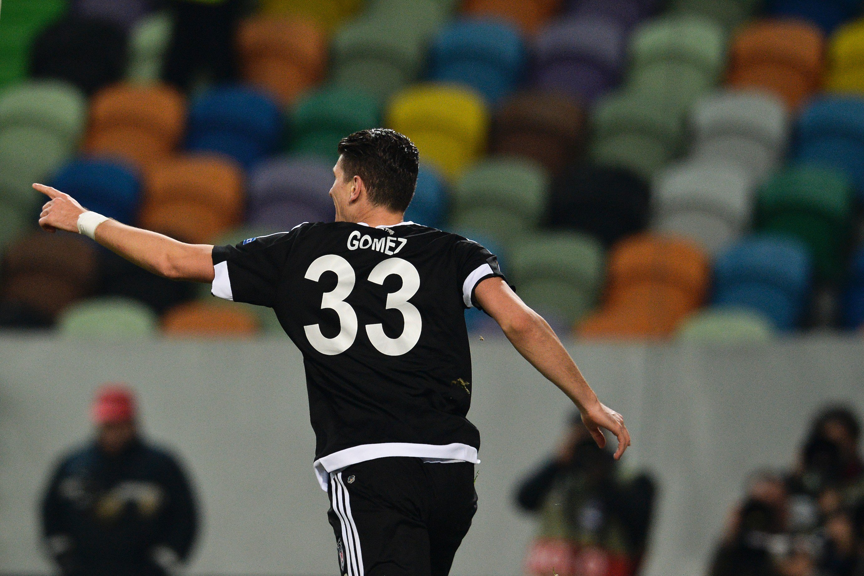 mario gomez number 0045