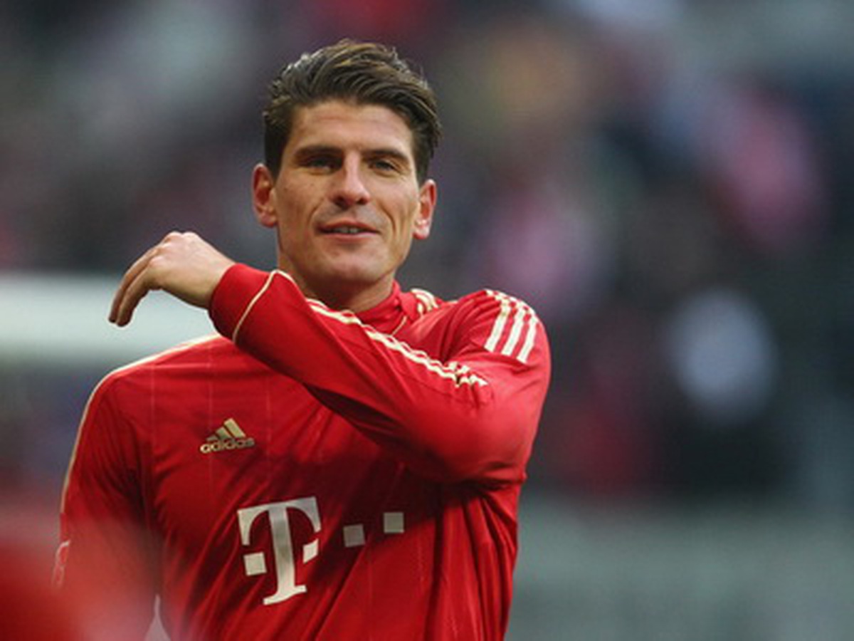 mario gomez number 0053