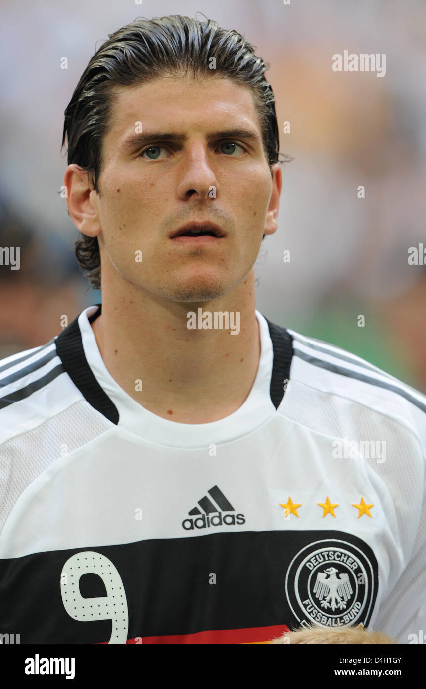 mario gomez number 0064