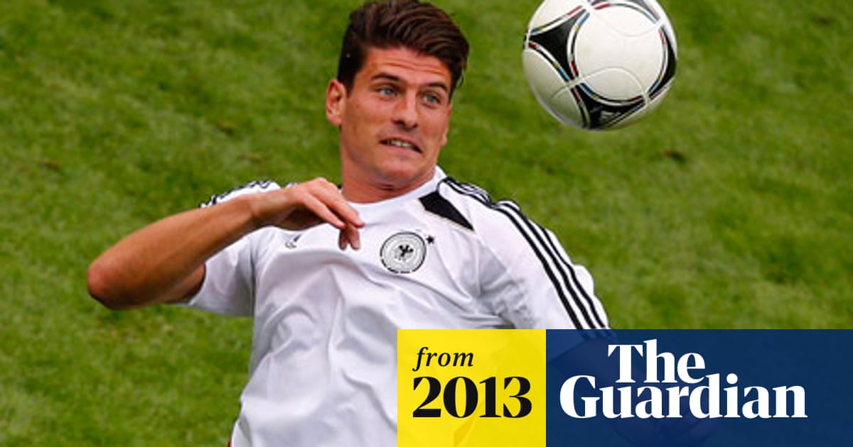 mario gomez number 0089