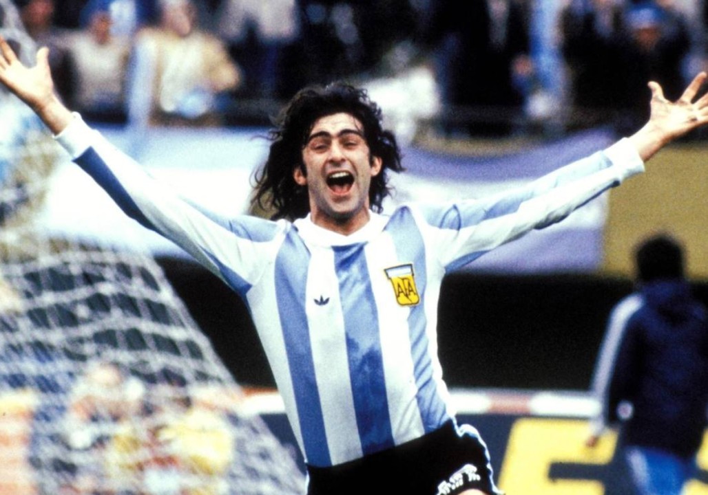 mario kempes now 0023