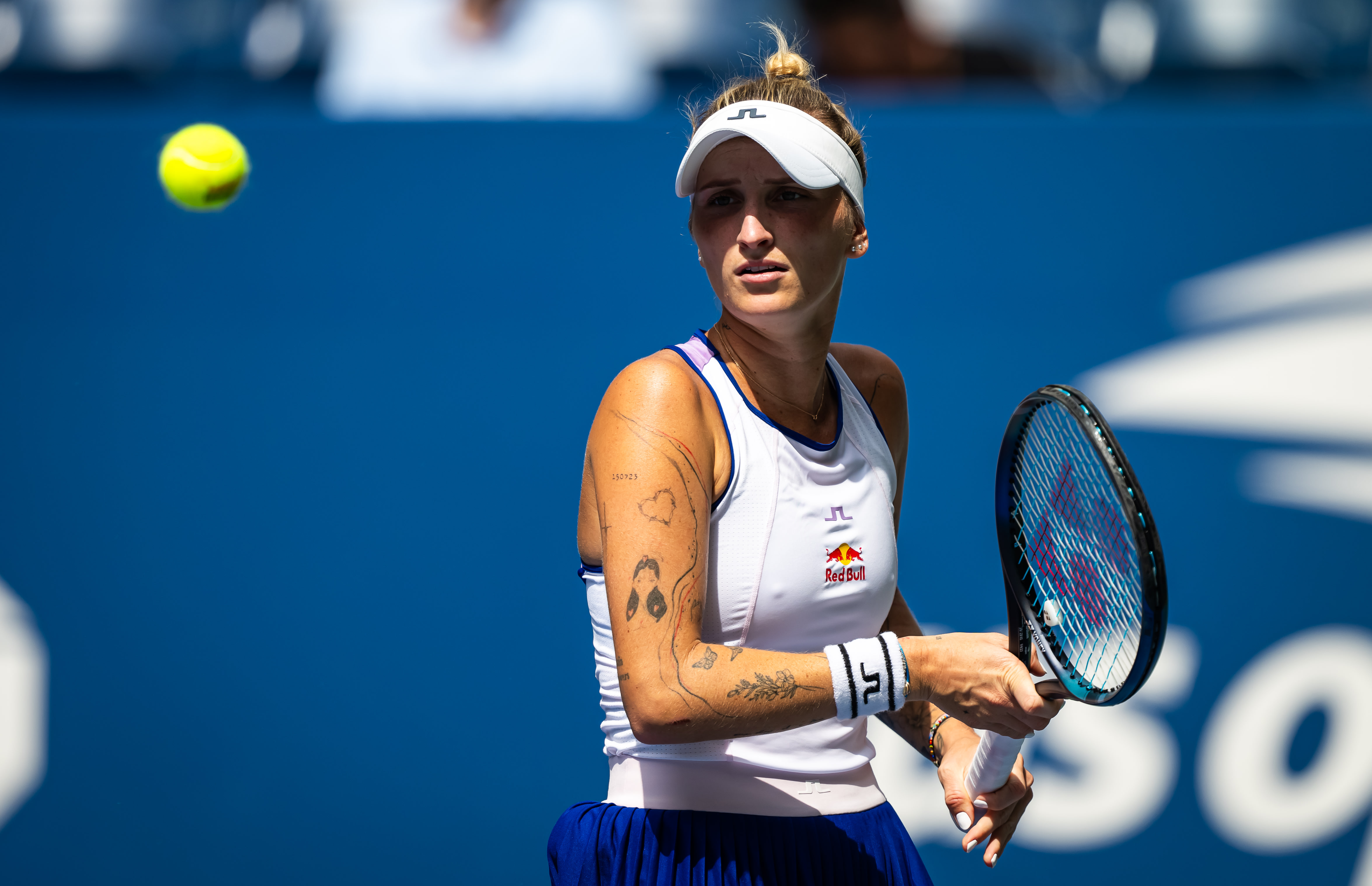 Marketa Vondrousova portraits