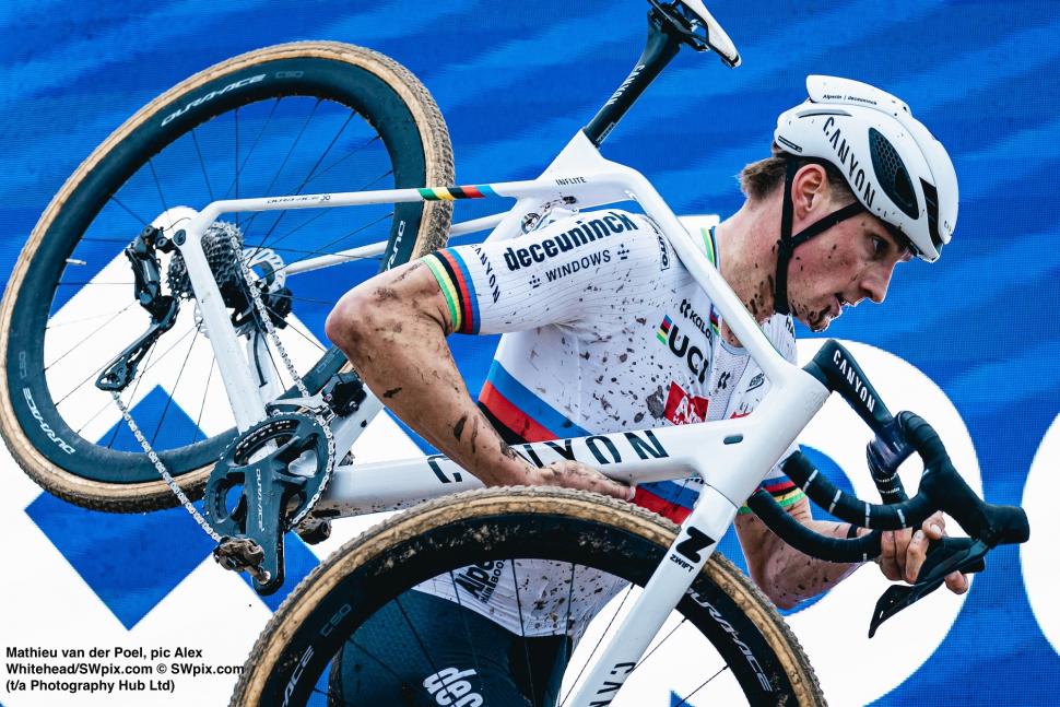 mathieu van der pol 0022