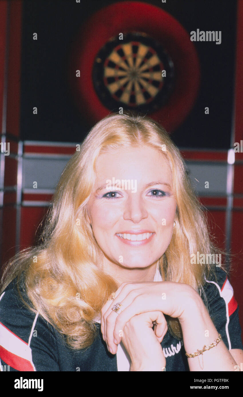 Maureen Flowers latest news