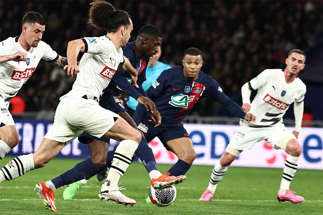 mbappe and dembele 0020
