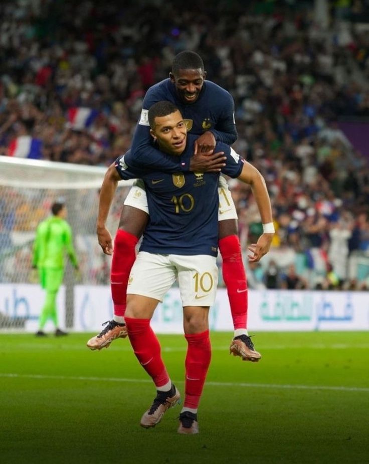 mbappe and dembele 0074