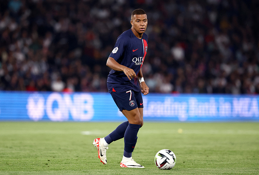 mbappe and dembele 0082