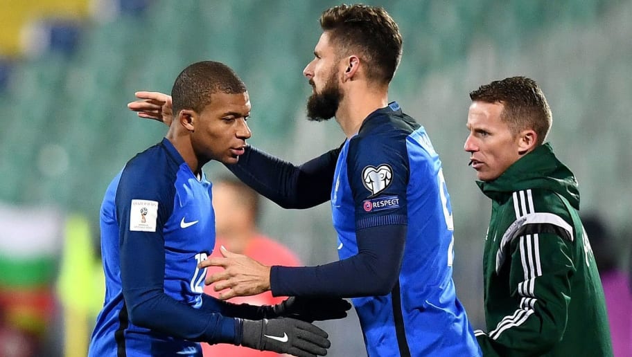 mbappe and giroud photo 0023