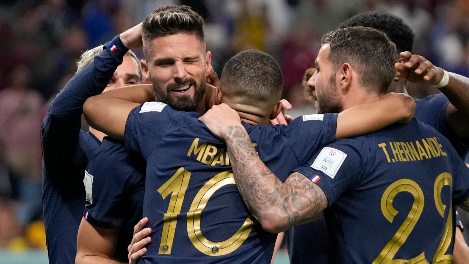 mbappe and giroud photo 0036