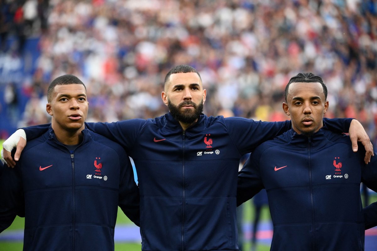 mbappe and giroud photo 0041