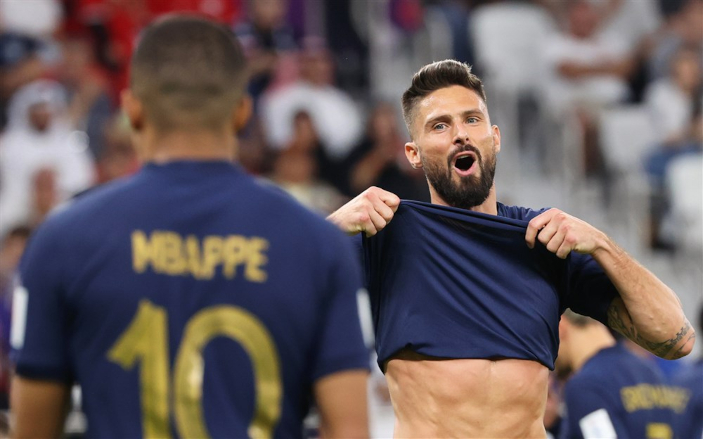 mbappe and giroud photo 0051