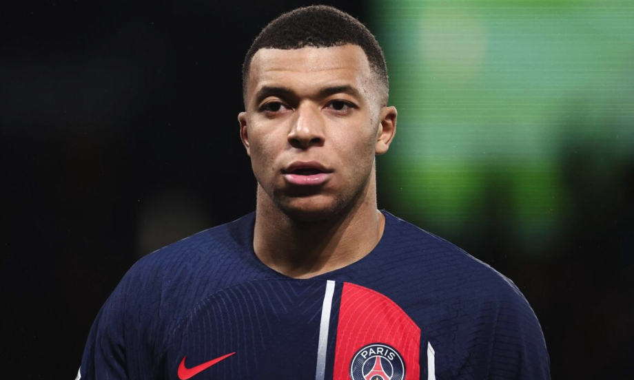 Mbappé candid shots