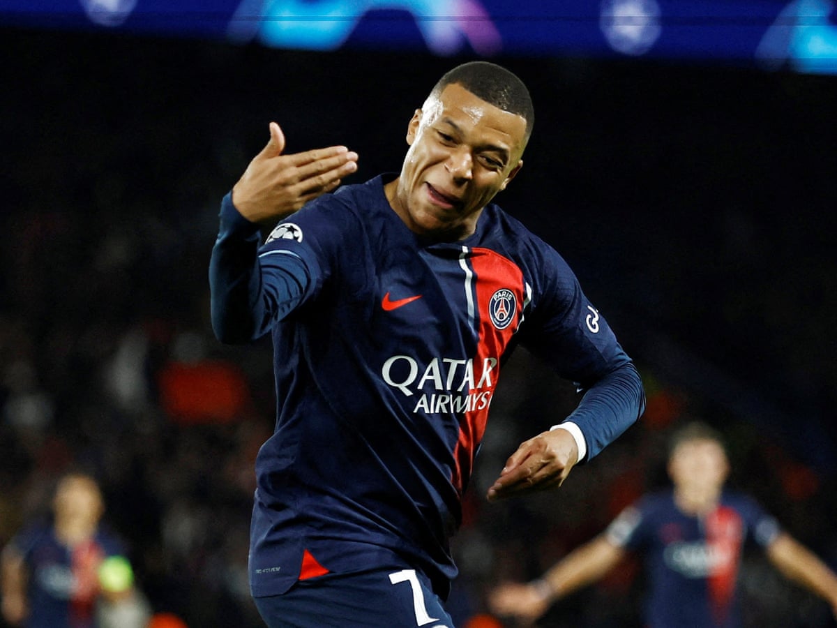mbappe celebrating 0009