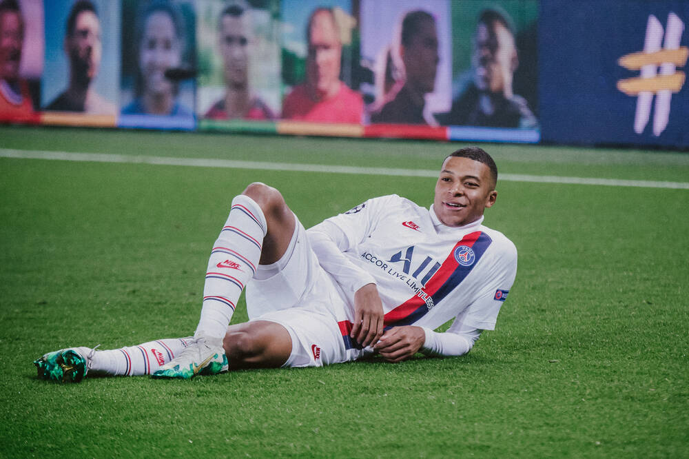 mbappe celebrating 0016