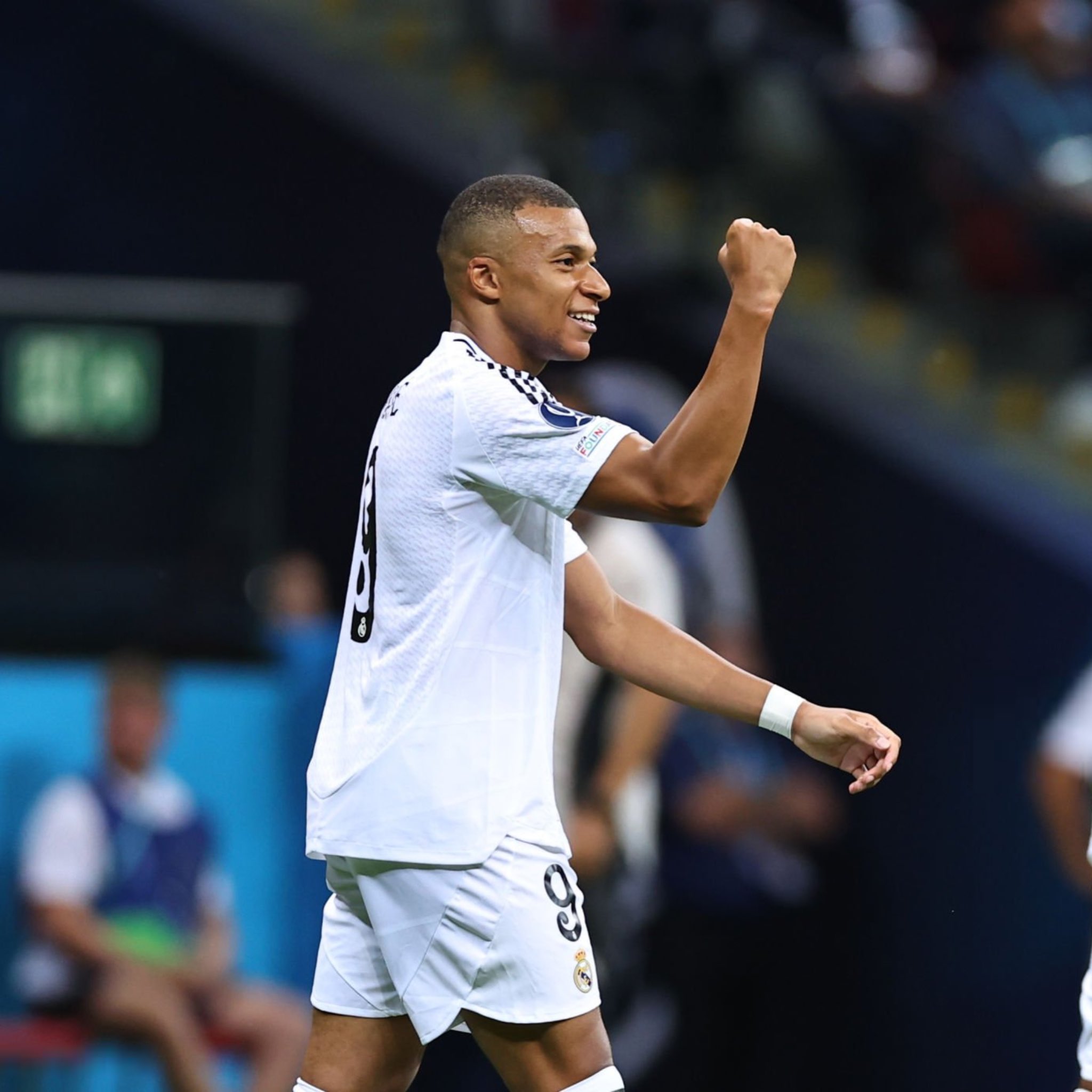 mbappe celebrating 0025