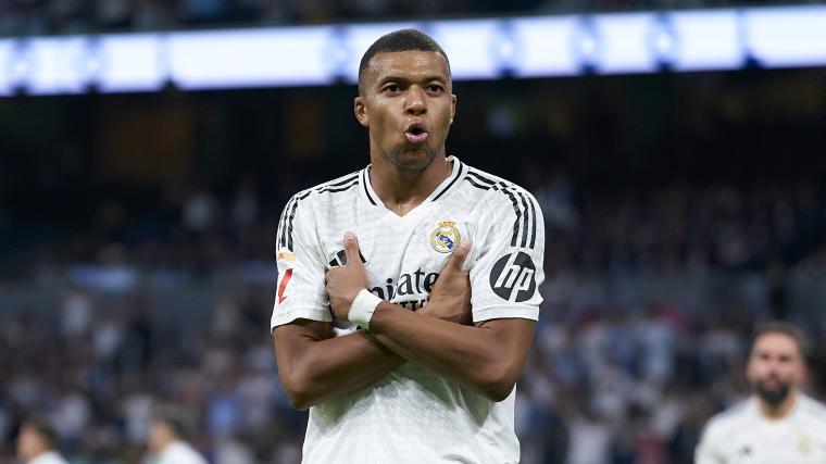 mbappe celebrating 0028