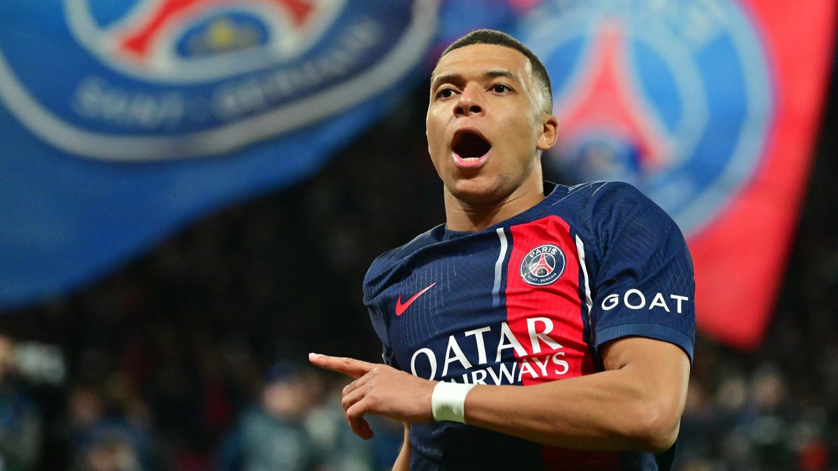 mbappe celebrating 0030