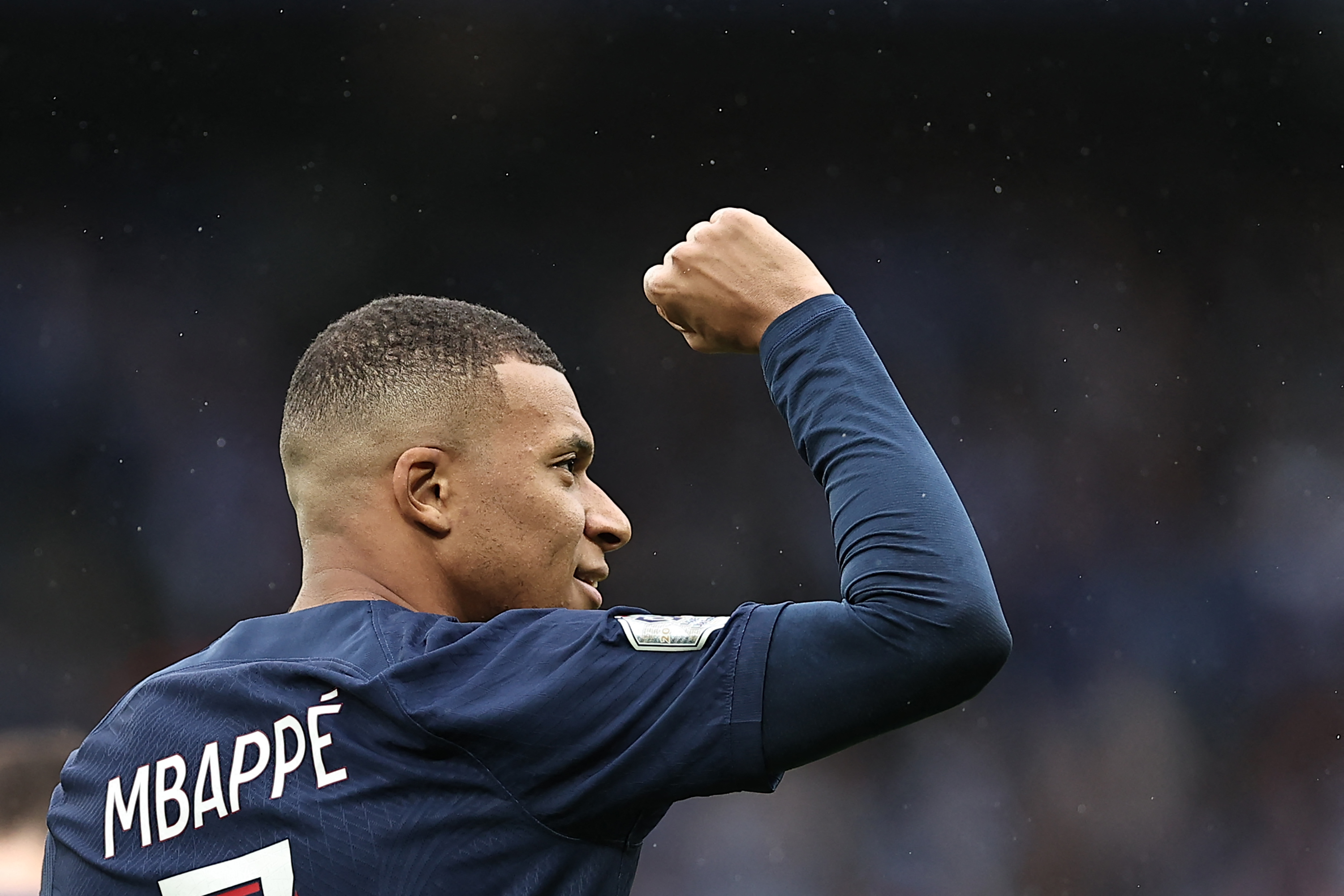mbappe celebrating 0048