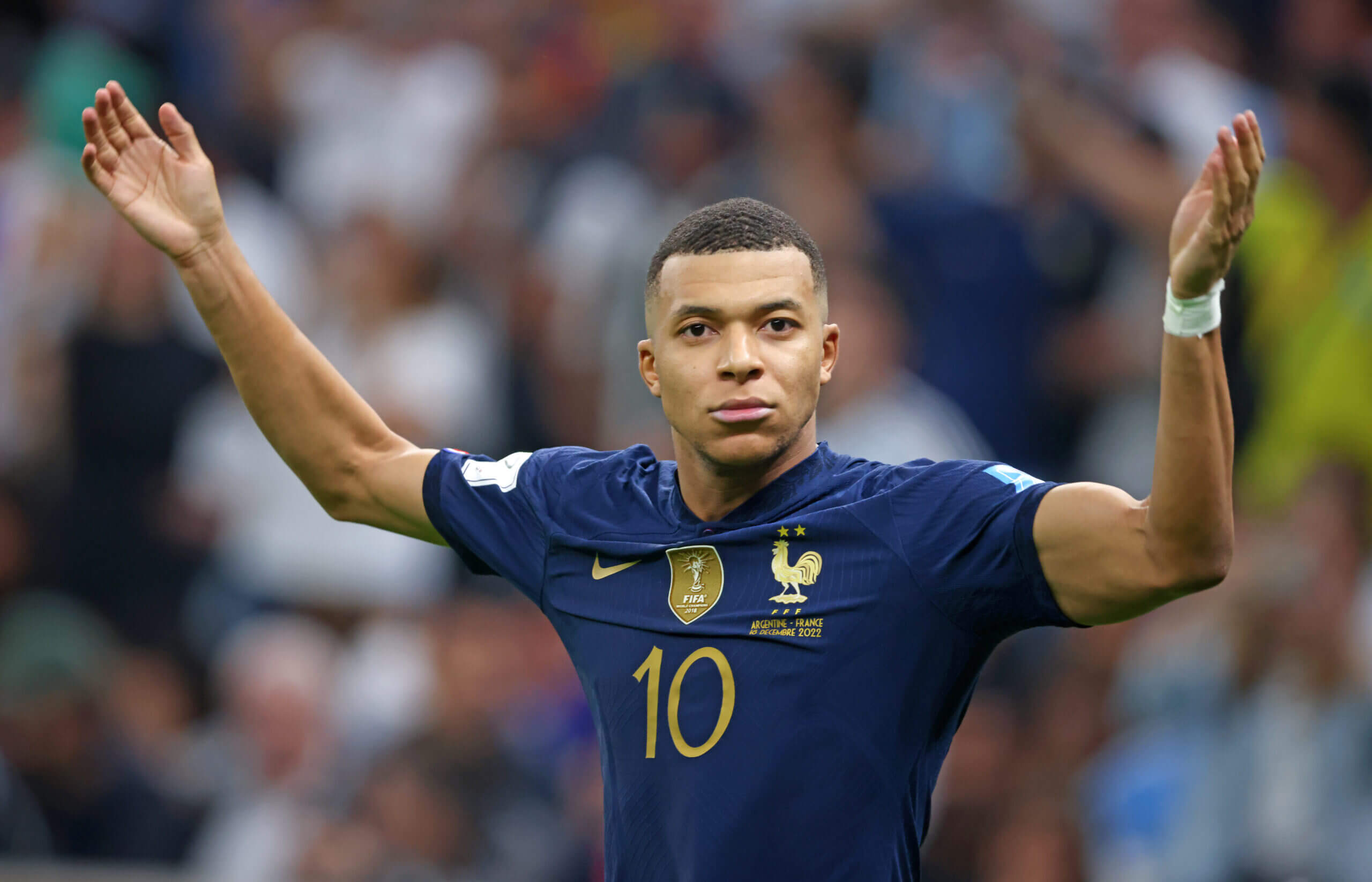 mbappe childhood room 0015